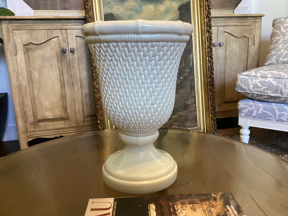 WHITE CERAMIC PLANTER
