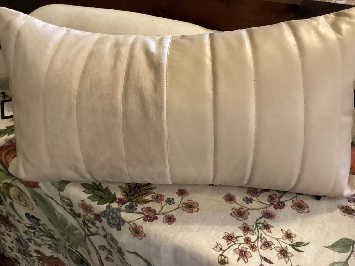 PILLOW-LUMBAR NUDE 25”X12”