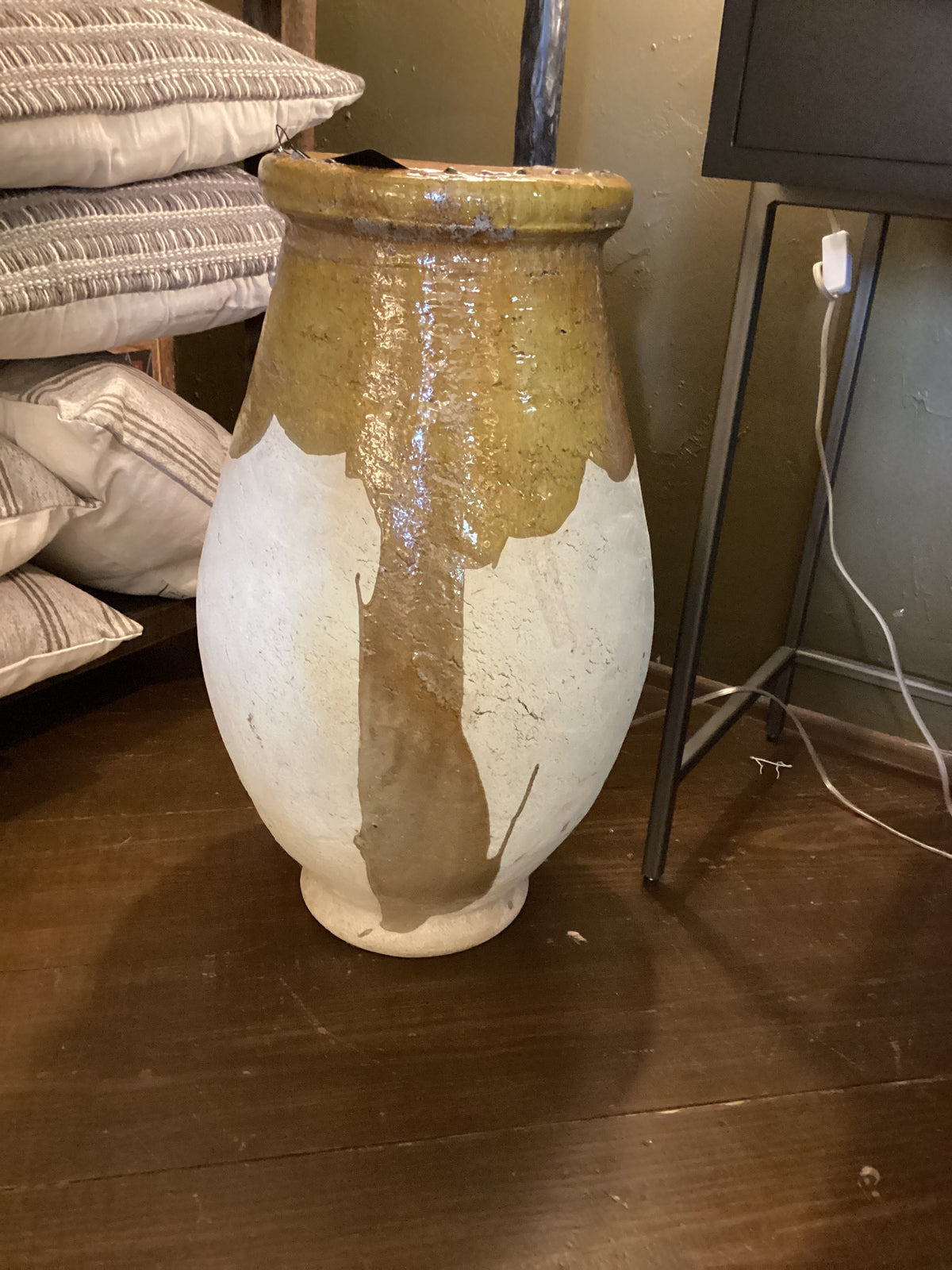 Glazed Mustard Tamegroute Pot