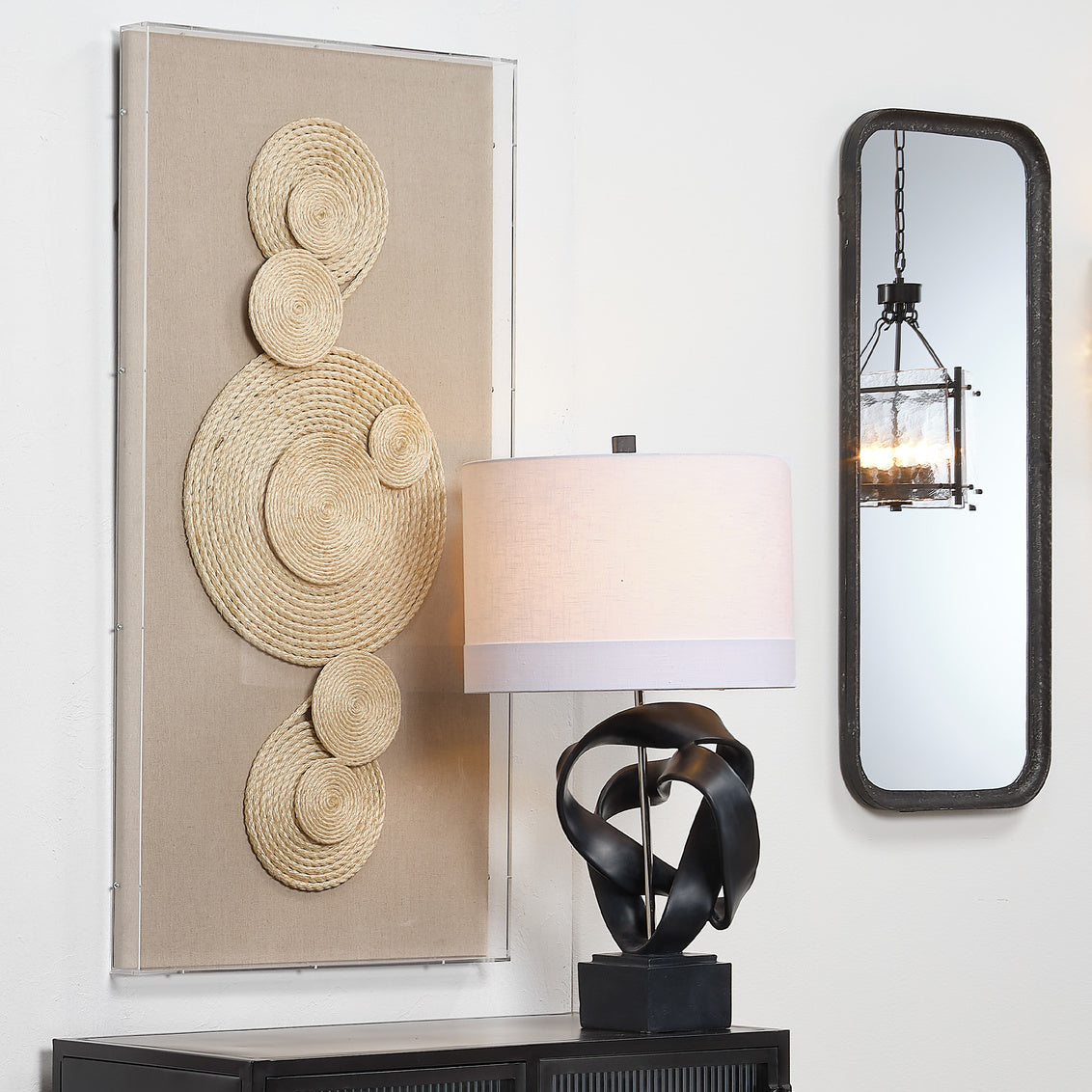 JY Intertwined Table Lamp - Black Polyresin