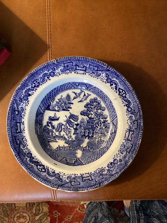 Blue Willow set of 3 vintage bowls
