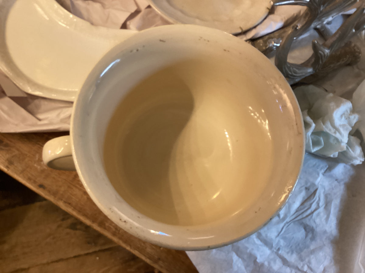 Bowl - vintage Belgium creamware with handle