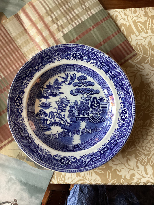Blue Willow 8” plate