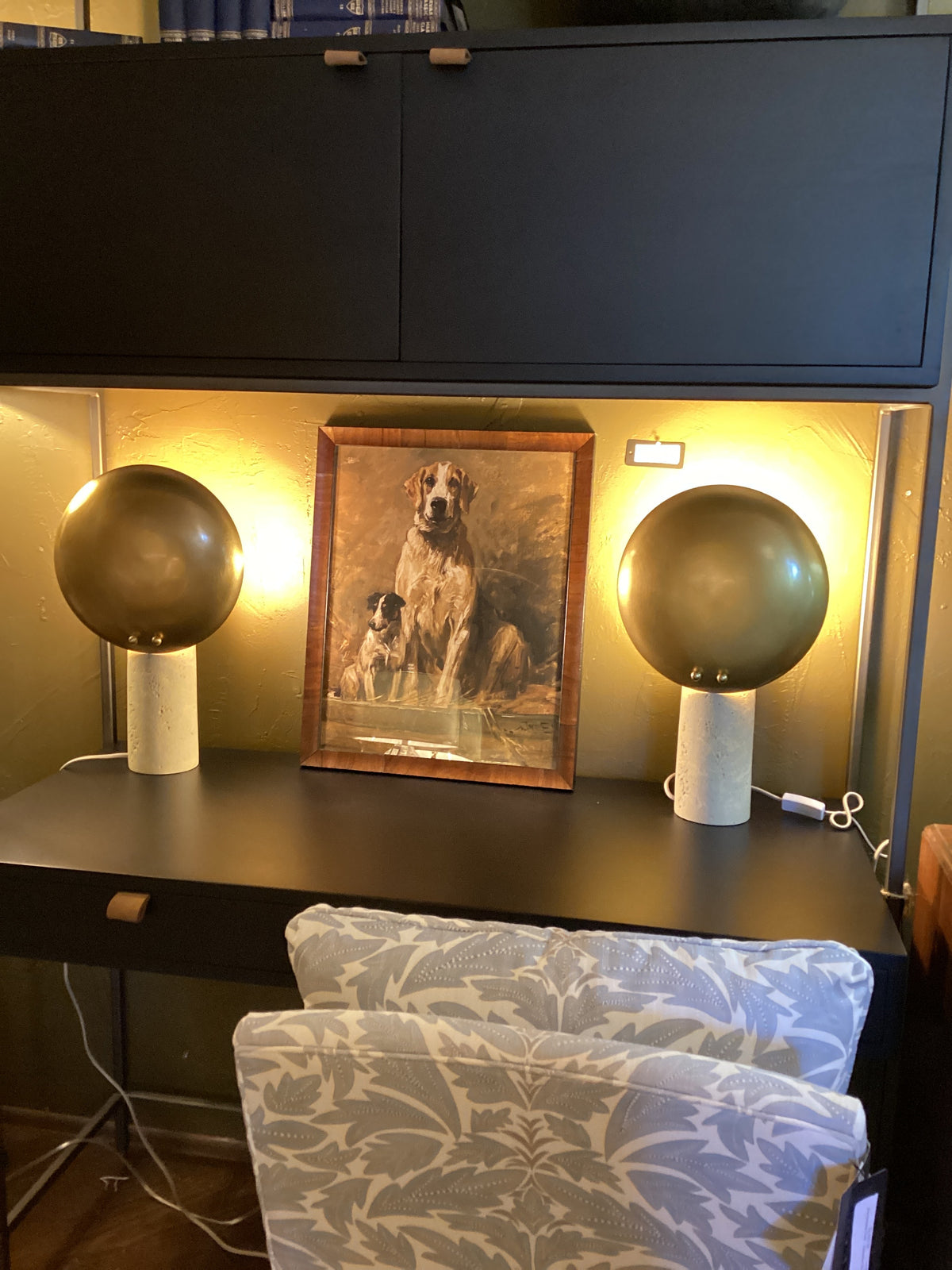 TABLE LAMP ANTIQUE BRASS SAND FAUX BASE