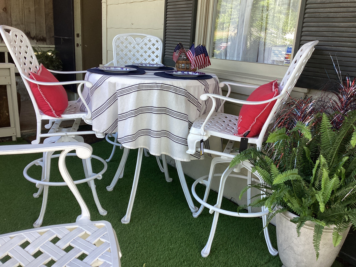 Lattice Indoor\Outdoor Bar Table & 4 Chairs