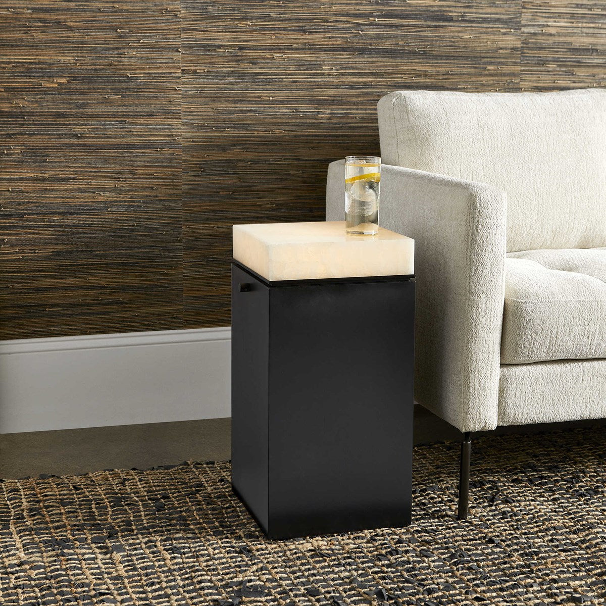 ENLIGHTEN FLOOR LAMP - BLACK SHORT